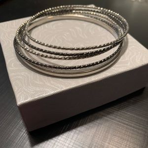 Lia Sophia Jewelry - Lia Sophia bangle bracelet set Lia Sophia Jewelry - Lia Sophia bangle bracelet set